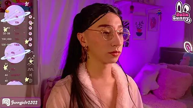 Littlebunny21 from StripChat