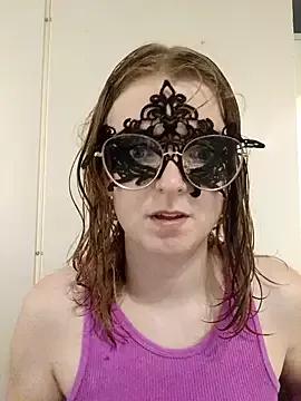 littlelesleytje from StripChat