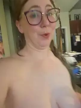 littlelustlamb from StripChat