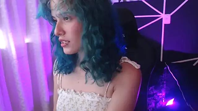 LITTLENAMI_ webcams show profile image 