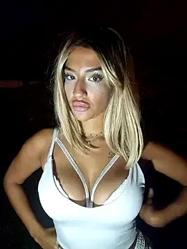 Littlenoah07 from StripChat