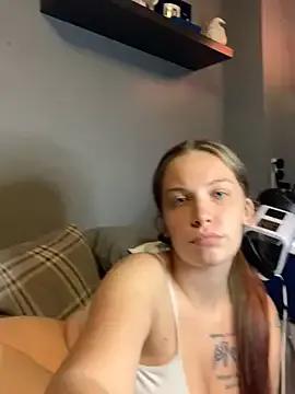 LittleRedMilf from StripChat