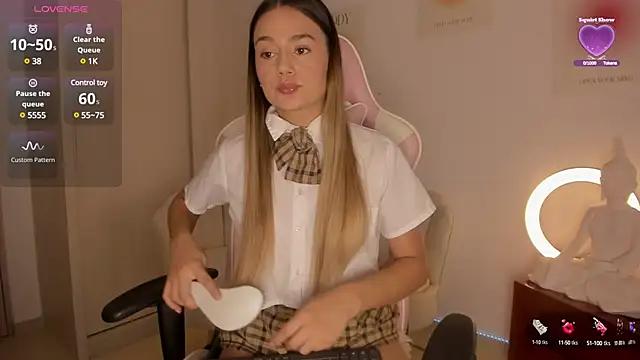 LittleSofia_ from StripChat
