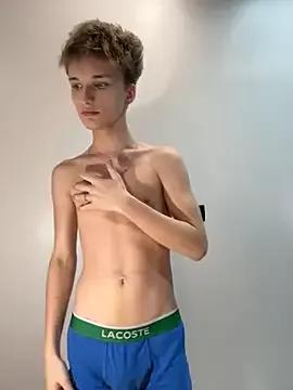 Photos of LittleTroubleXXX from StripChat is Freechat