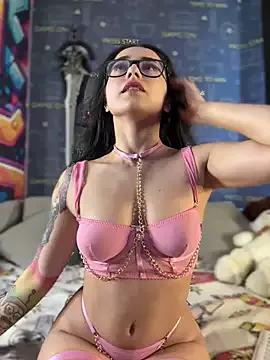 LittleX_Angel from StripChat