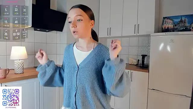 litttle_ladyy from StripChat is Freechat