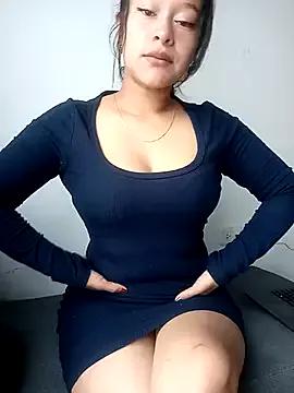 Liulee2 from StripChat