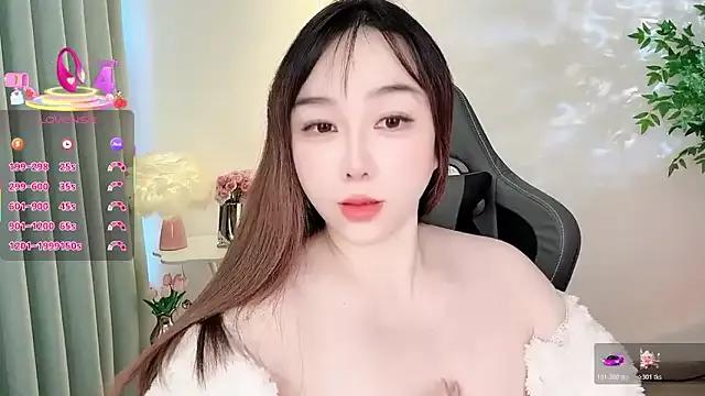 Liz-nn webcams show profile image 