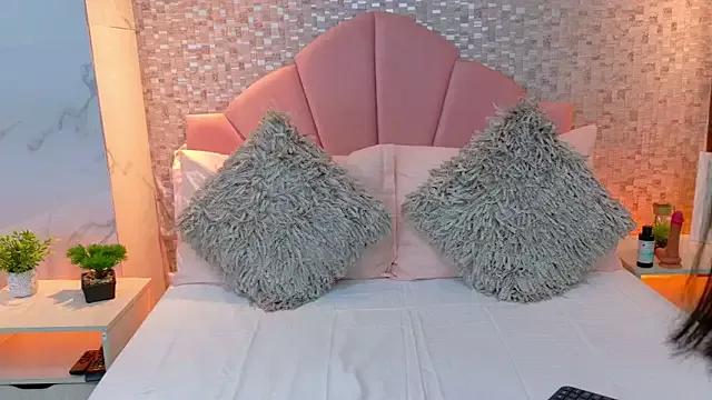 LizieSmith from StripChat