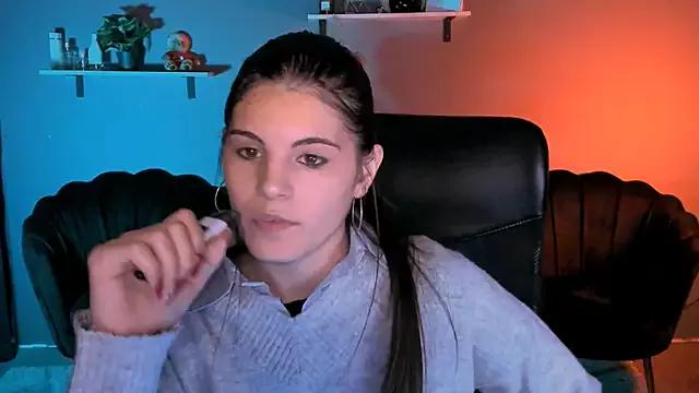 lizzie_boom from StripChat