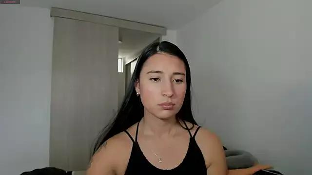 lizzyluk_ch from StripChat