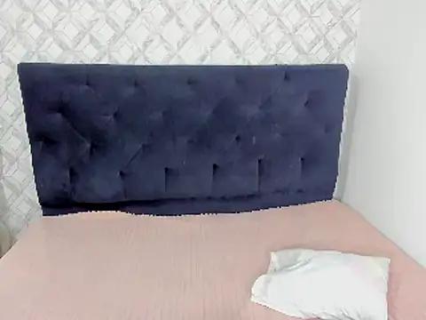 LlittleBicth from StripChat