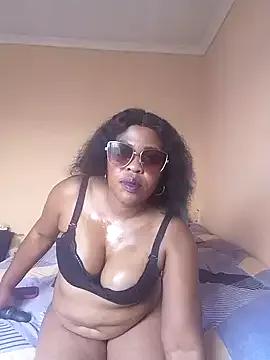 Lobinon08 from StripChat is Freechat