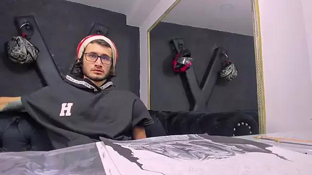Loggan_donnelly from StripChat