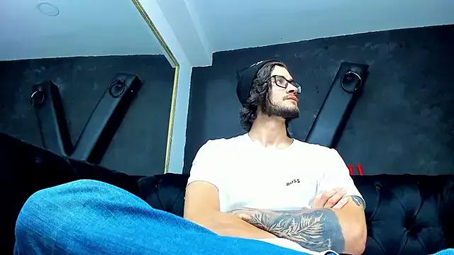 Loggan_donnelly from StripChat