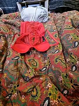 LoLa-69-X from StripChat