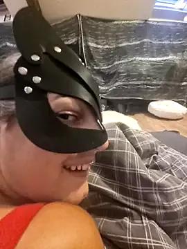LoLa-69-X from StripChat is Freechat