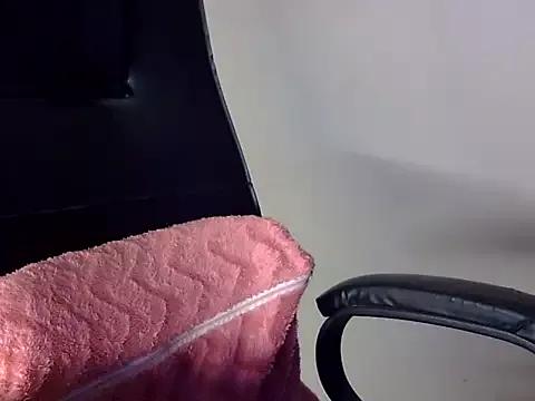 lola-__ from StripChat