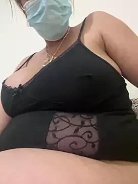 Lola-Sexxx from StripChat is Freechat