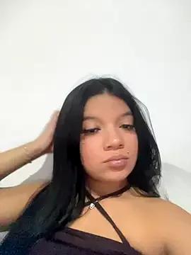 lola_bn from StripChat