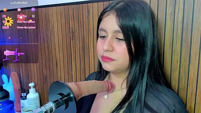 lola_clit from StripChat