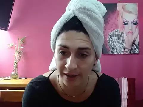 lola_diez from StripChat is Freechat