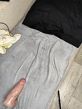 Lola_Hale from StripChat