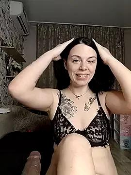 Lola_Hale from StripChat