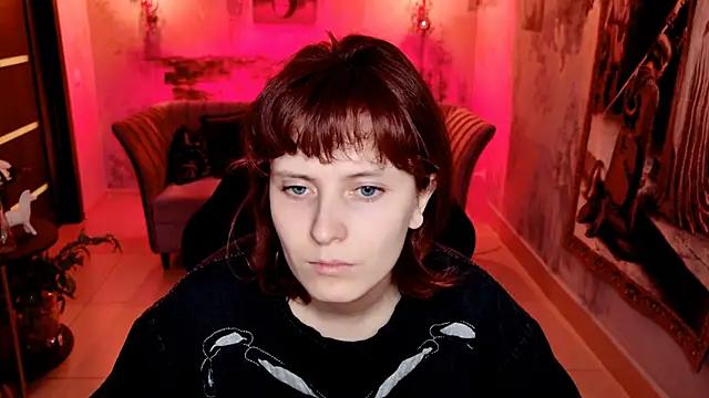 Discover our girls online shows and discover the company of countless livestreamers, with stunning shapes, sex toys and more.
