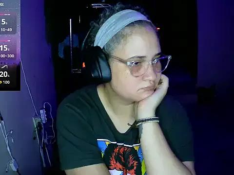 lolalicious_758 from StripChat is Freechat