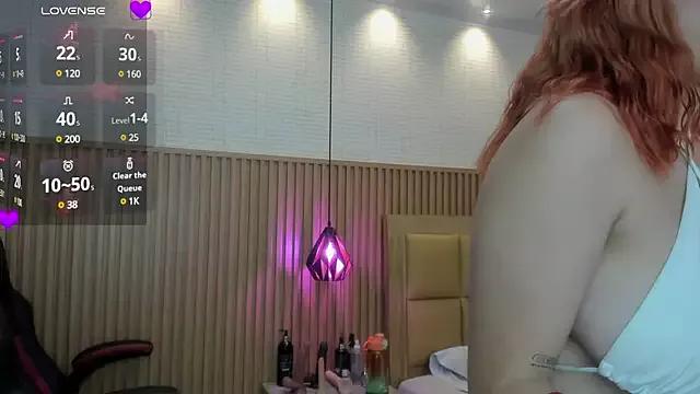 Discover our girls online shows and discover the company of countless livestreamers, with stunning shapes, sex toys and more.