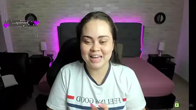 LolaVillalobos from StripChat