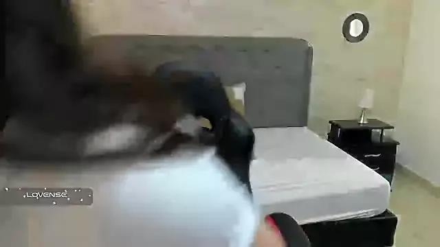 LolaVillalobos from StripChat