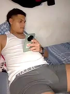 lolipop28 from StripChat
