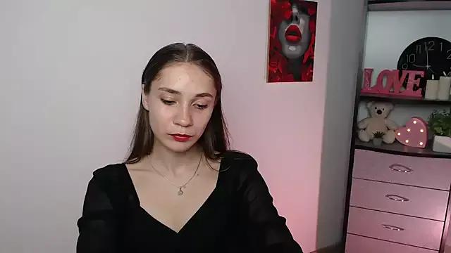 LolitaaaXX_ from StripChat