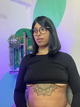LollaByer from StripChat