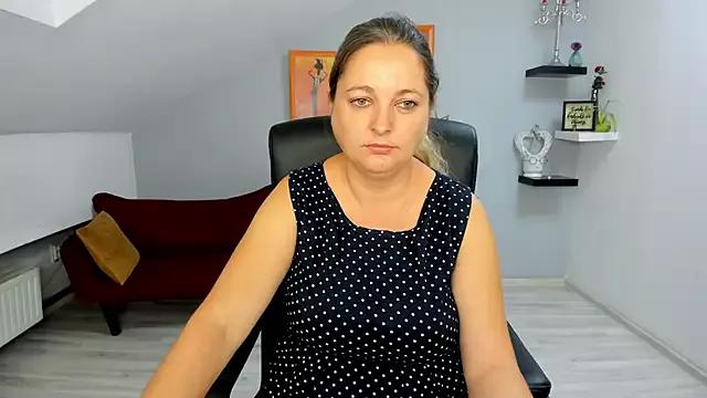 LollaGirl from StripChat