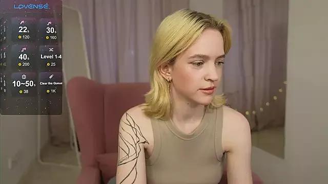lolly_pie from StripChat