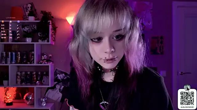 Lollyshy from StripChat