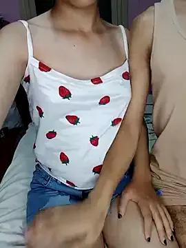 LoLo-dalwa from StripChat
