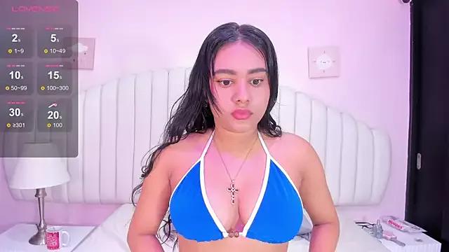 loly_cute1 from StripChat
