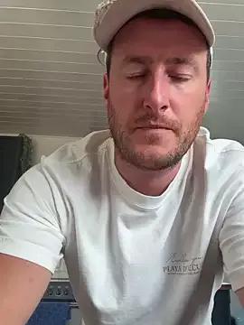 Londonlad818 webcams show profile image 