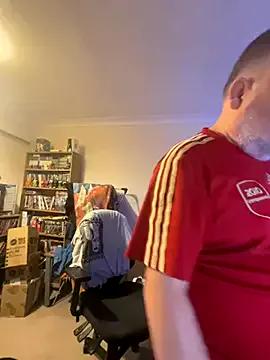 LondonTeffy from StripChat is Freechat