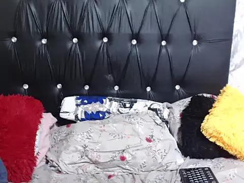 LongNipplesx01 from StripChat is Freechat