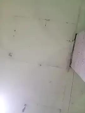 Loobs1 from StripChat