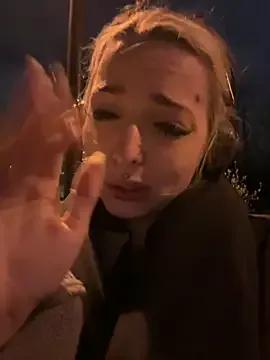 LoraaDoll from StripChat is Freechat