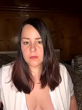 loracurvyy from StripChat is Freechat