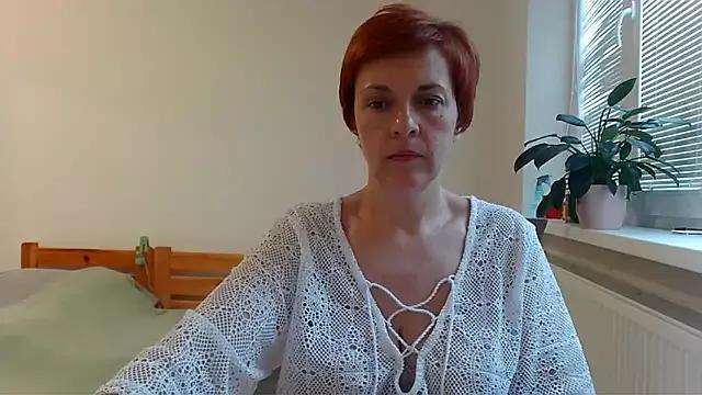 LoraLoraMay webcams show profile image 