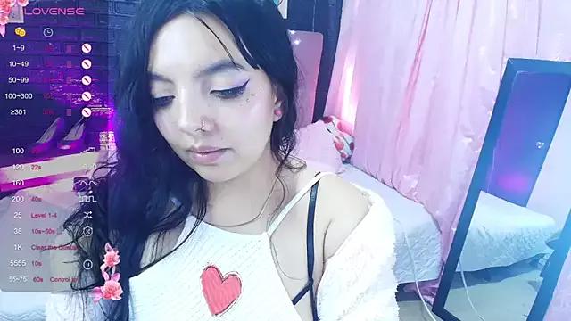 loren_tits24 from StripChat is Freechat