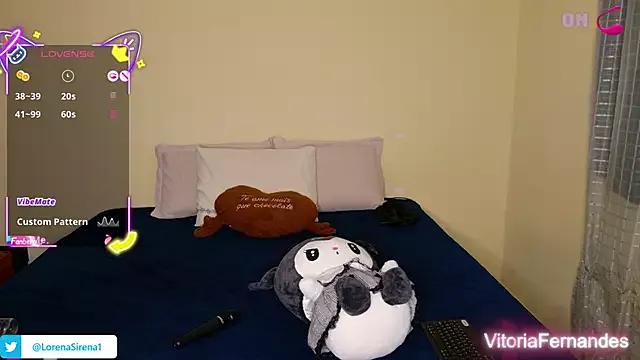 LorenaSirena from StripChat is Freechat